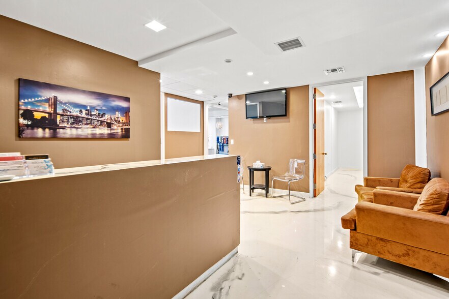 More Photos Of 800 Second Ave, New York Medical For Lease