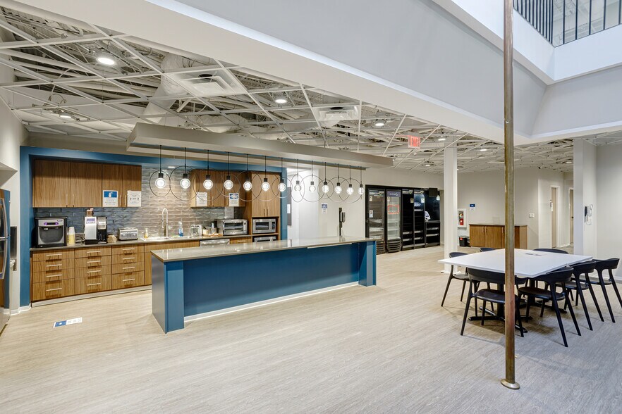More Photos Of 930 South St, Nashville Loft Creative Space For Sale