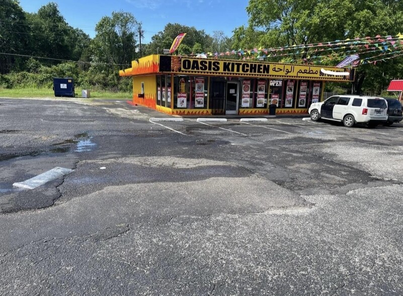 Primary Photo Of 630 E Raines Rd, Memphis Restaurant For Sale