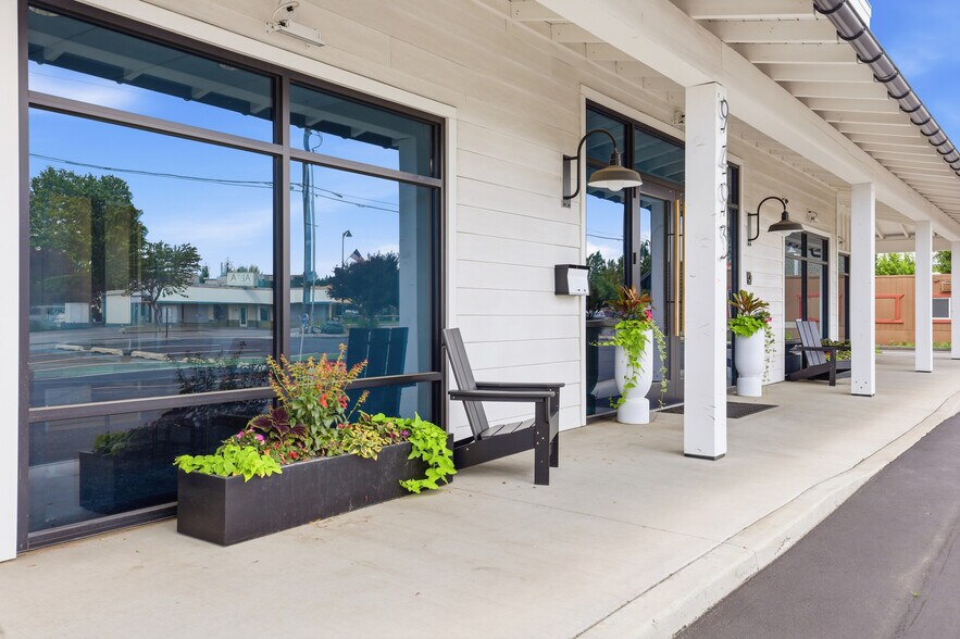 More Photos Of 9493 N Government Way, Hayden Office For Sale