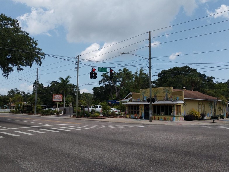 Primary Photo Of 3660 22nd Ave S, Saint Petersburg Freestanding For Sale