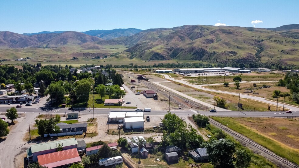 More Photos Of 438 Highway 55, Horseshoe Bend Auto Repair For Sale