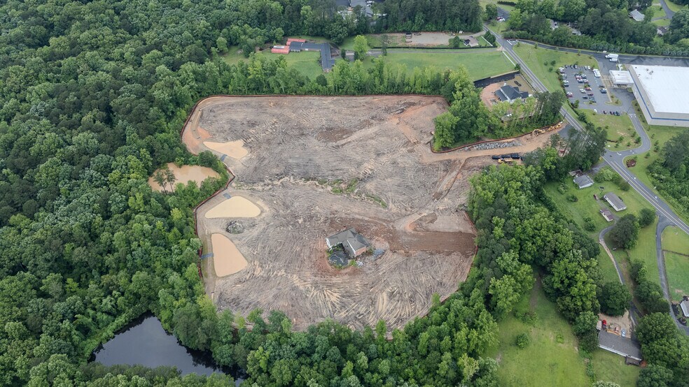 More Photos Of 6073 Old Alabama Rd, Acworth Warehouse For Lease