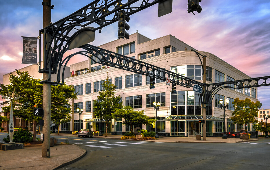 Primary Photo Of 2825 Colby Ave, Everett Office For Lease