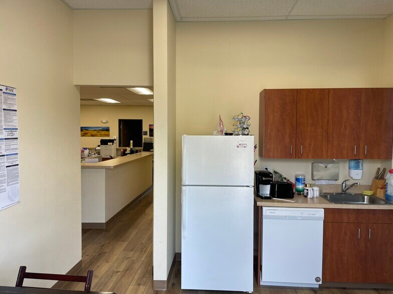 More Photos Of 1677 Lucerne St, Minden Medical For Sale