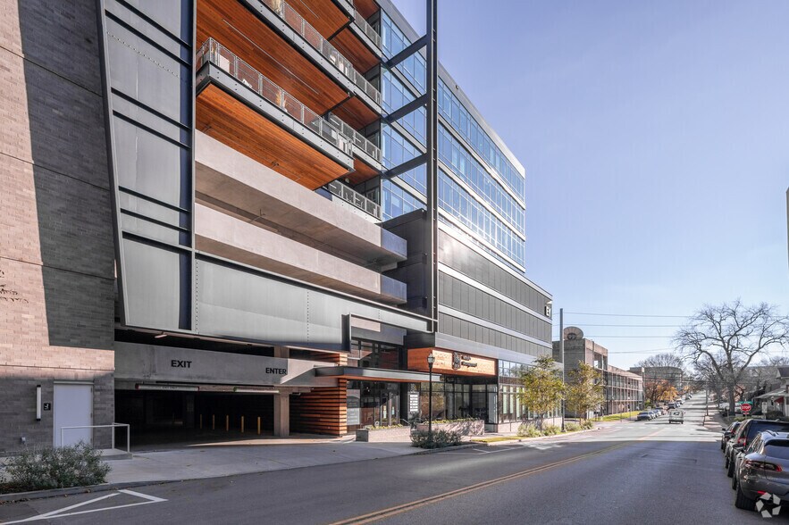 More Photos Of 818 18th Ave S, Nashville Office For Lease