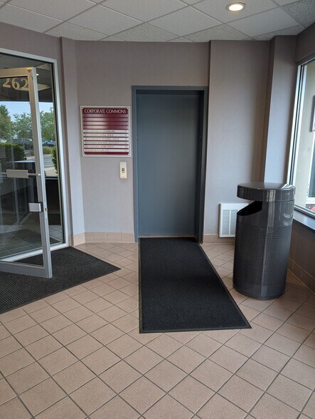 More Photos Of 258 Corporate Dr, Madison Office For Lease