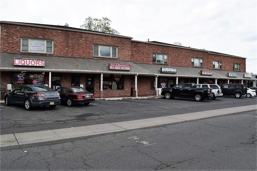 More Photos Of 1313-1323 Bound Brook Rd, Middlesex Freestanding For Lease