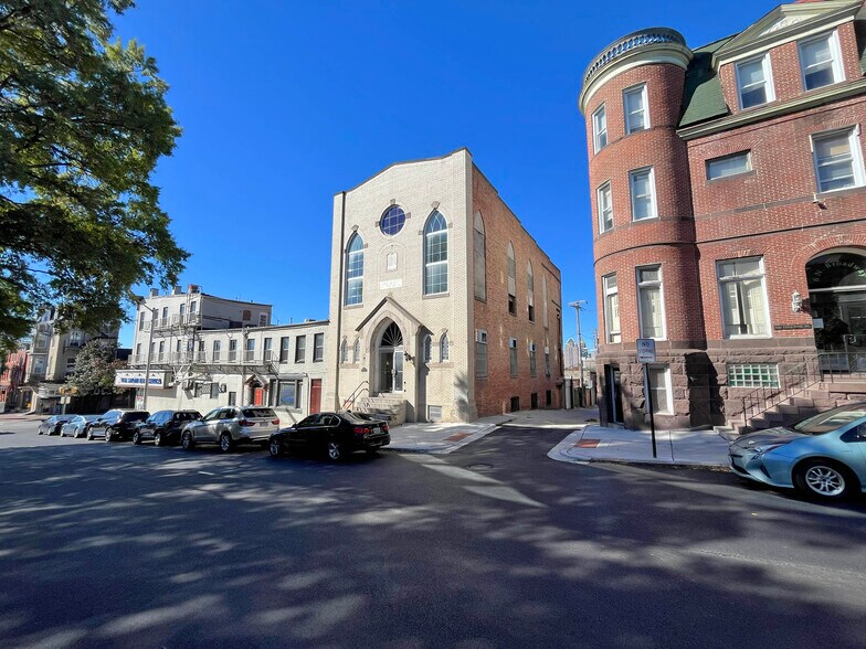 More Photos Of 4 N Broadway, Baltimore Specialty For Sale