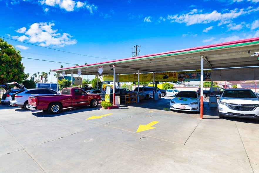 More Photos Of 2266 N Sierra Way, San Bernardino Carwash For Sale