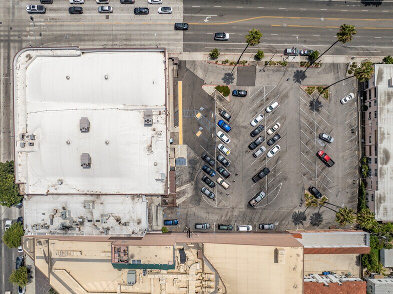 More Photos Of 7900 W Sunset Blvd, Los Angeles Drugstore For Sale