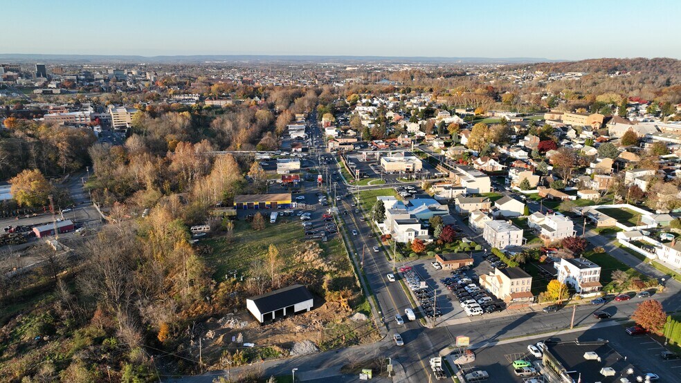More Photos Of 1330 S 4th St, Allentown Land For Lease