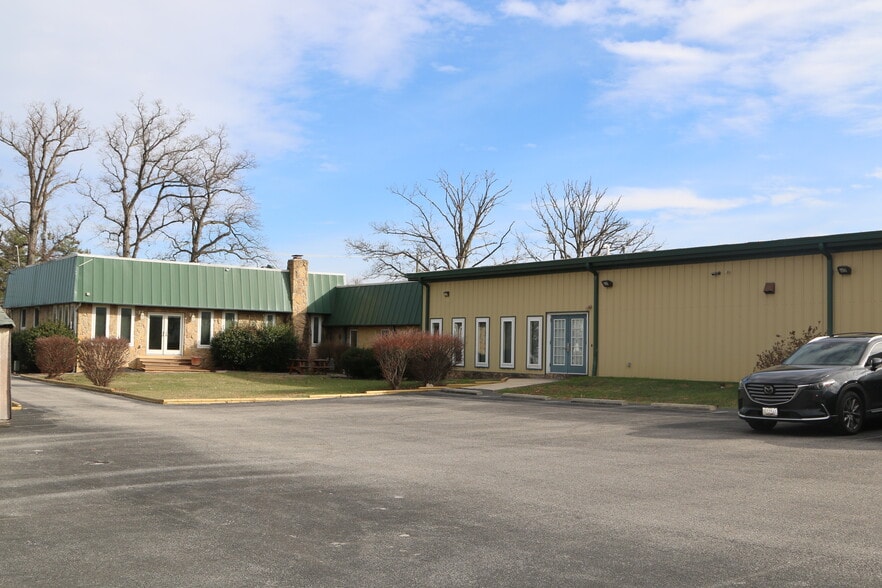 More Photos Of 7146 Montevideo Rd, Elkridge Flex For Sale