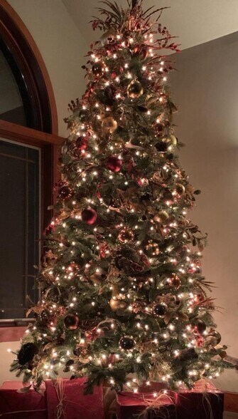 More Photos Of 2211 E 640th Pl, Ursa Winery Vineyard For Sale