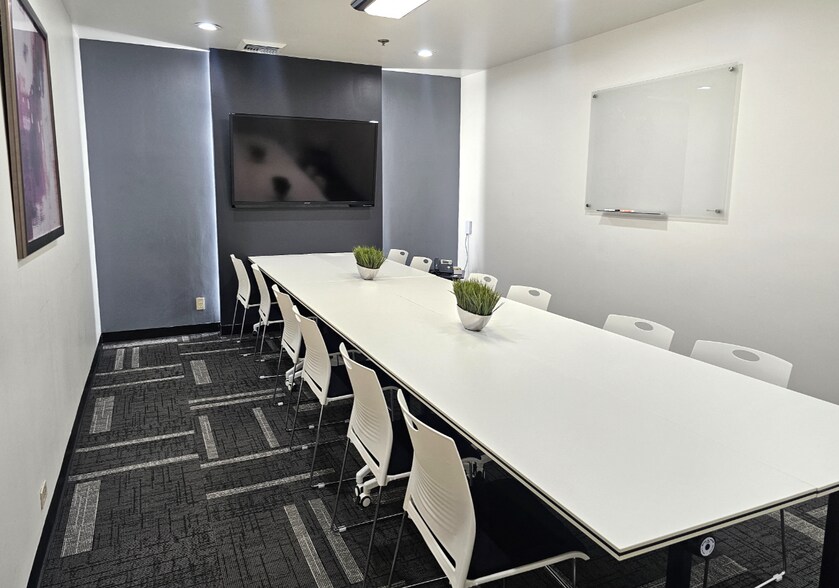 More Photos Of 337 N Vineyard Ave, Ontario Office Residential For Lease