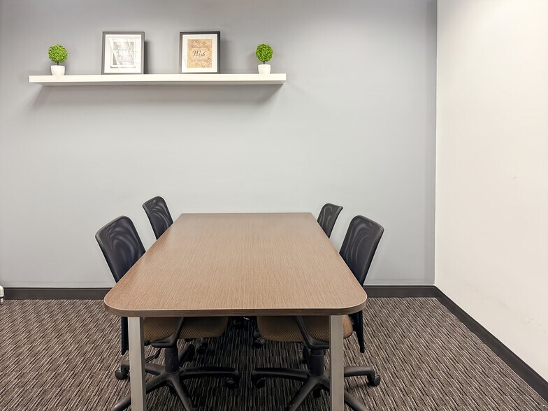 More Photos Of 3900 N Causeway Blvd, Metairie Coworking Space