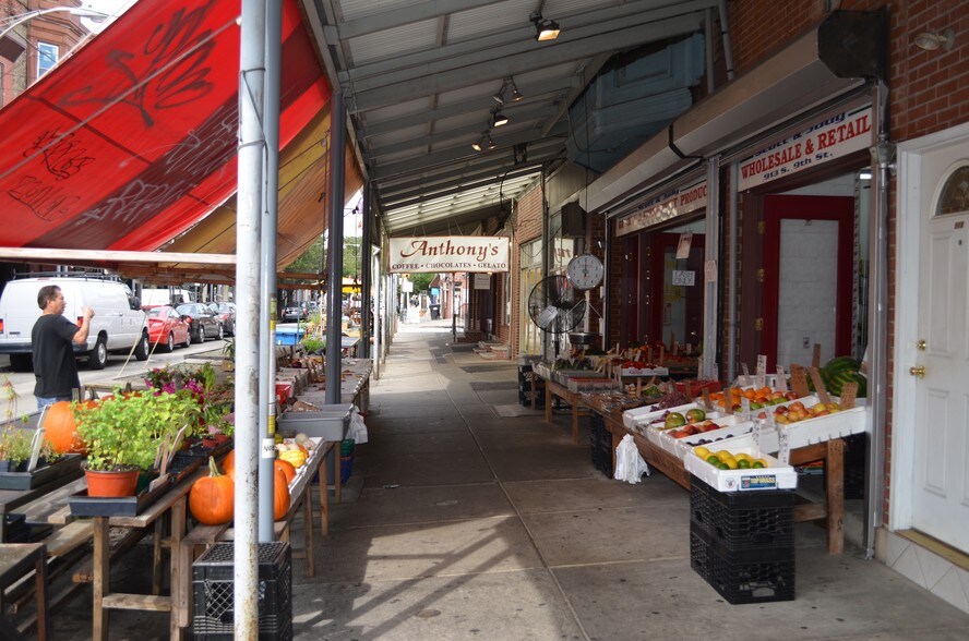 More Photos Of 911-913 S 9th St, Philadelphia Storefront Retail Residential For Lease