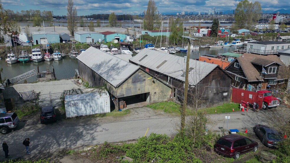 More Photos Of 9505 Gunderson Rd, Delta Industrial For Sale
