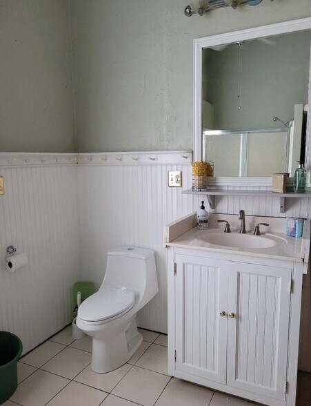 More Photos Of 11-19 N Main St, Honea Path Storefront Retail Office For Sale
