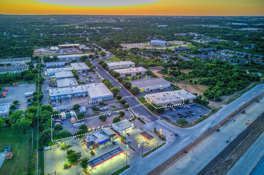 More Photos Of 4100 Ed Bluestein Blvd, Austin Warehouse For Lease