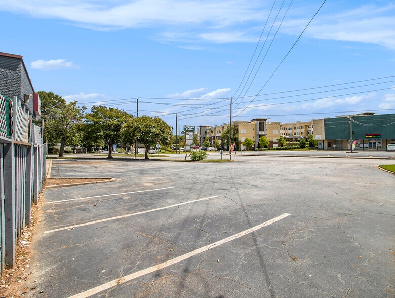 More Photos Of 3113 Stone Mountain St, Lithonia Storefront Retail Office For Sale