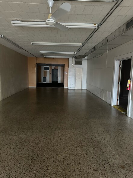 More Photos Of 3642 Tamiami Trl, Port Charlotte Unknown For Lease