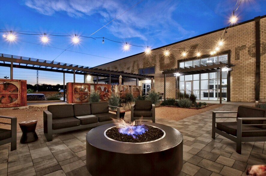 More Photos Of 215 Coca Cola Pl, San Antonio Apartments For Lease