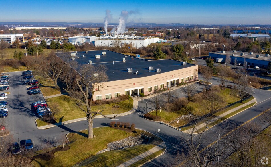 More Photos Of 272 Brodhead Rd, Bethlehem Light Manufacturing For Lease