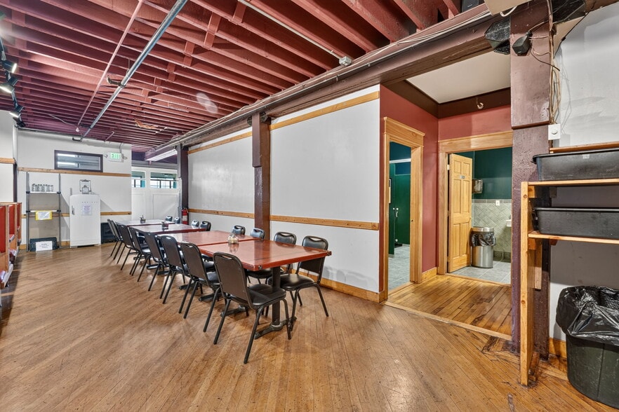 More Photos Of 615 S 1st Ave, Pocatello Restaurant For Sale