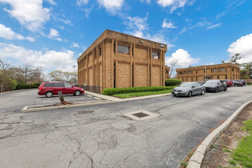 More Photos Of 1505 Bethel Rd, Columbus Medical For Lease