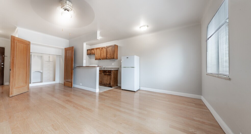 More Photos Of 1626 Logan St, Denver Apartments For Sale