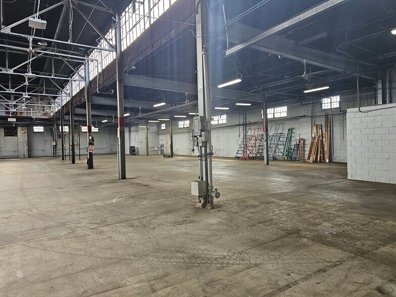 More Photos Of 1420 Crestmont Ave, Camden Industrial For Sale