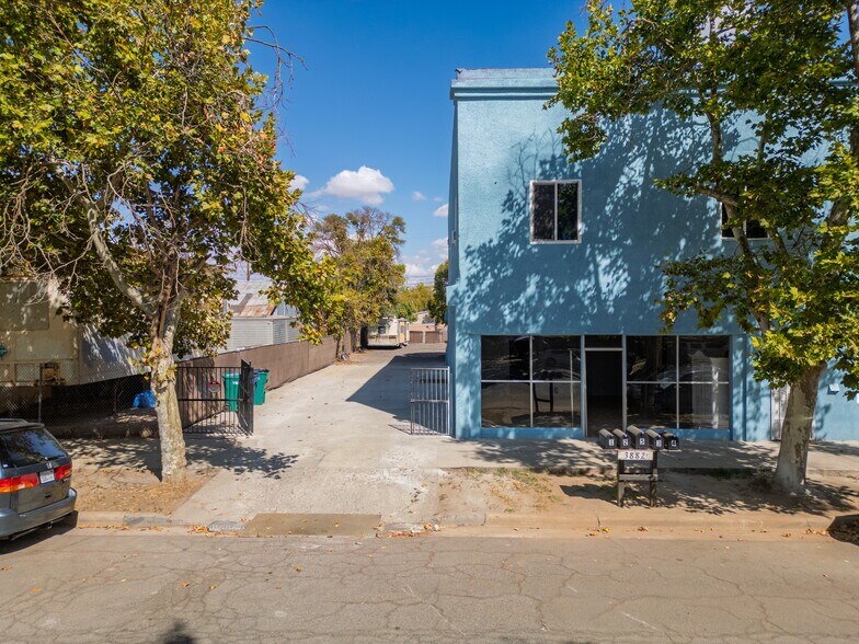 More Photos Of 3882 Washington Ave, Le Grand Apartments For Sale