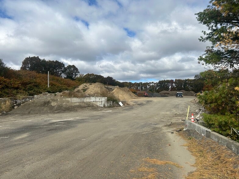 More Photos Of 1801 Plainfield Pike, Johnston Land For Sale