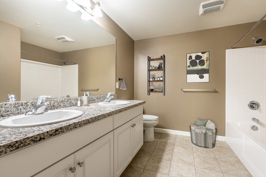 More Photos Of 2855 Foothill Blvd, La Verne Apartments For Lease
