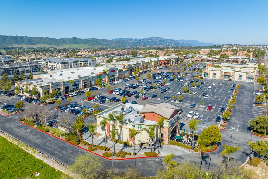 More Photos Of 25125 Madison Ave, Murrieta Unknown For Lease