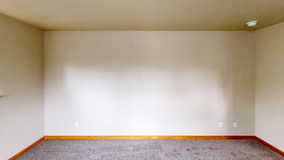 More Photos Of 1954 Willard Ave, Ferndale Apartments For Sale