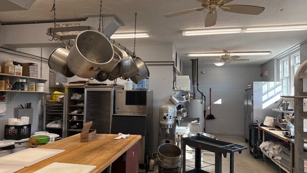 More Photos Of 1105 MA-28 Rt, South Yarmouth Restaurant For Sale