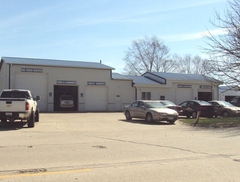 More Photos Of 507 S Tanner St, Rantoul Auto Repair For Sale