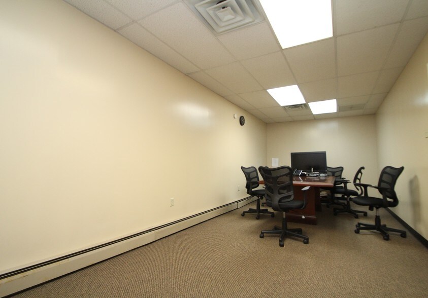 More Photos Of 67-73 Harry St, Conshohocken Office For Lease