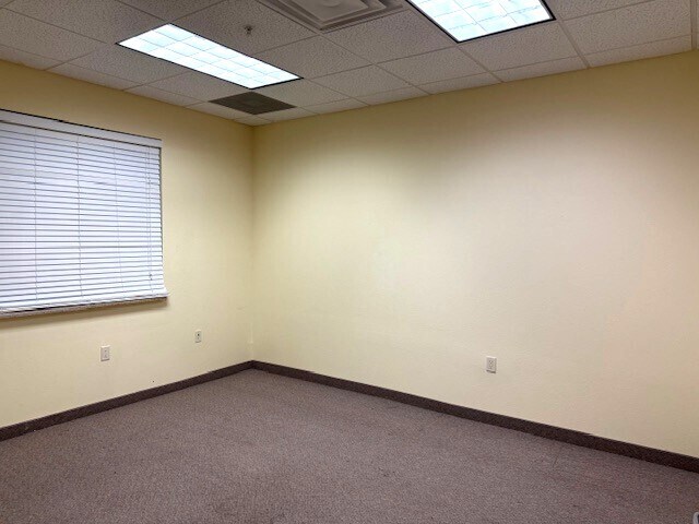 More Photos Of 1073 Willa Springs Dr, Winter Springs Office For Sale