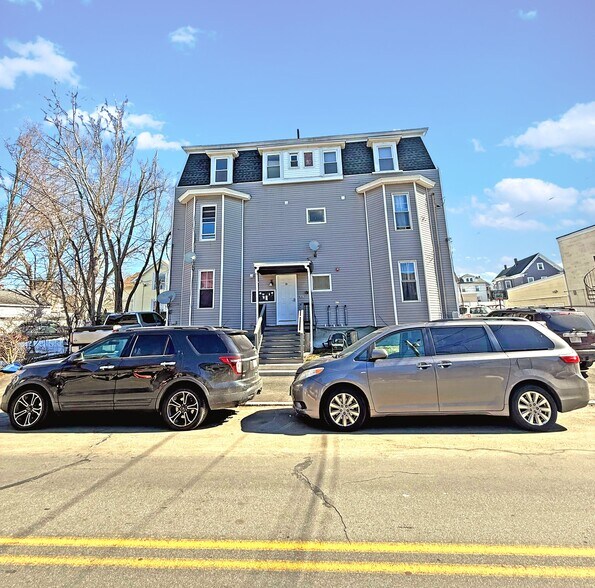 More Photos Of 21-23 Cedar St, Haverhill Apartments For Sale