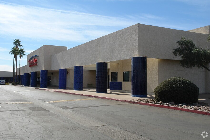 More Photos Of 5905-5951 W Bell Rd, Glendale Unknown For Lease