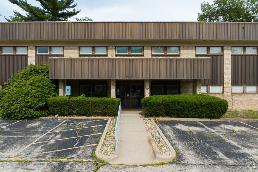 More Photos Of 2220 N Monroe St, Decatur Medical For Sale