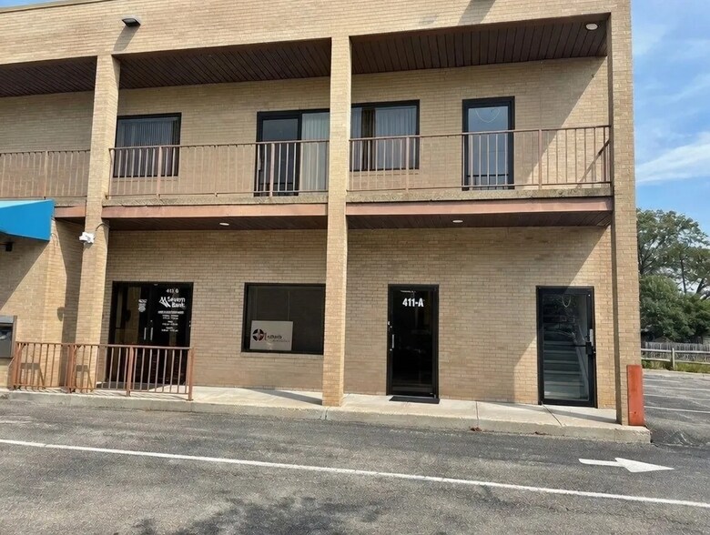 Primary Photo Of 411-413 Crain Hwy S, Glen Burnie Office For Lease