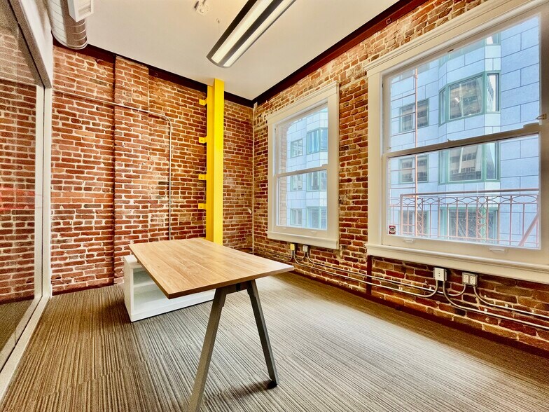 More Photos Of 407-411 Sansome St, San Francisco Loft Creative Space For Lease