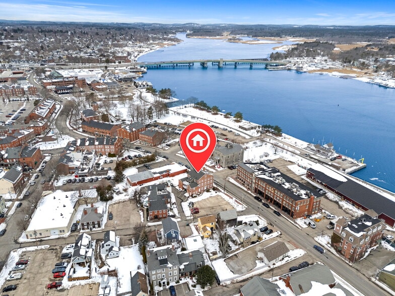 More Photos Of 30-32 Water St #3, Newburyport Office For Sale
