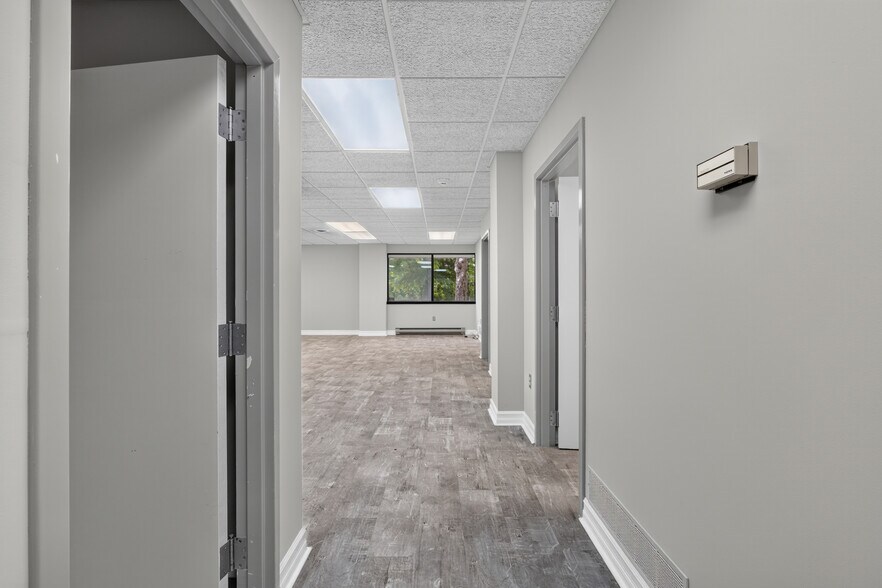 More Photos Of 728 Springdale Dr, Exton Office For Sale