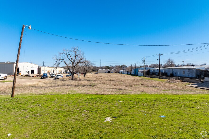 More Photos Of 2337 Doreen St, Grand Prairie Land For Sale