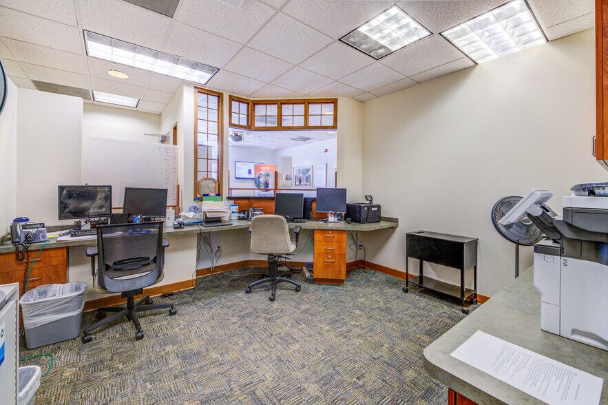 More Photos Of 48 Route 6, Yorktown Heights Medical For Lease